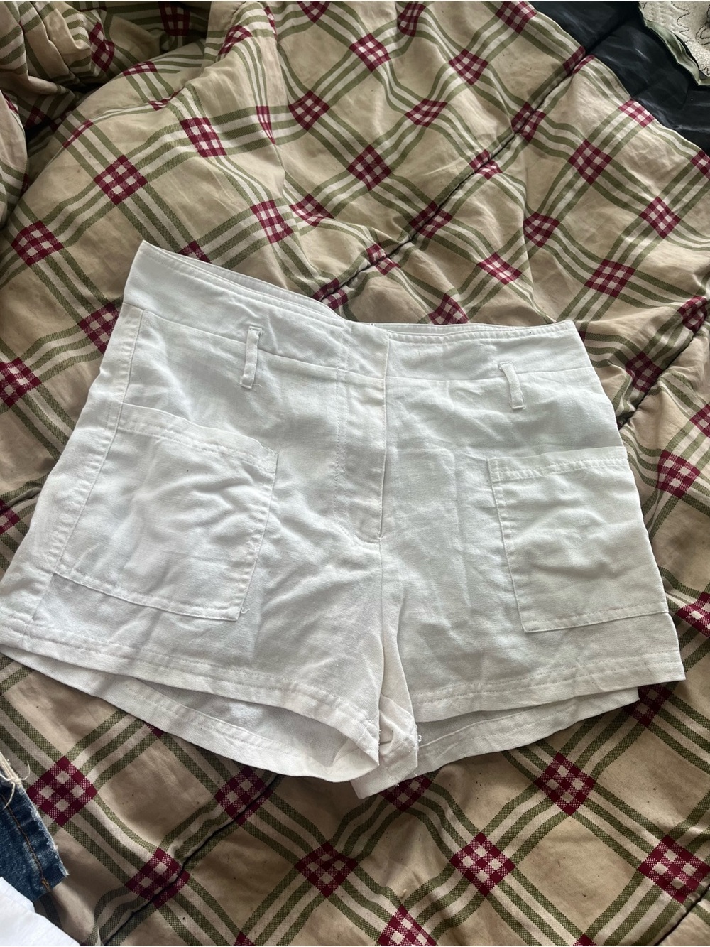 Classic White Linen Blend Women's Shorts